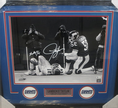 New York Giants Lawrence Taylor Hand Signed Autographed 16x20 Photo Framed with Matting Includes Beckett Witnessed COA
