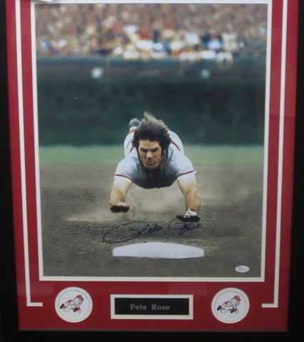 Cincinnati Reds Pete Rose Hand Signed Autographed 16x20 Photo Framed with Matting Includes JSA COA